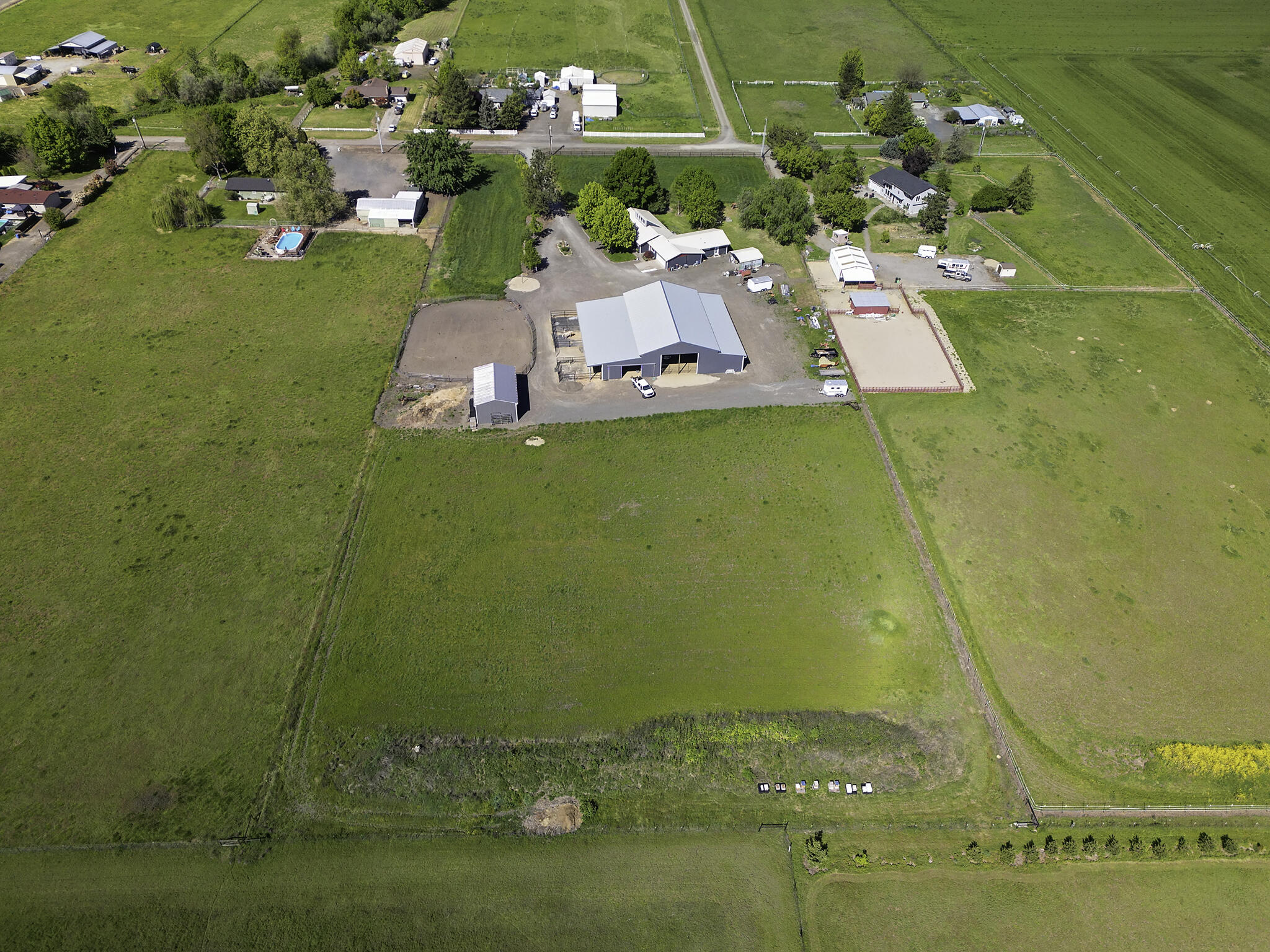 5900 Peace Lane Central Point, OR 97502 - Photo 14 of 70 Peace Drone009