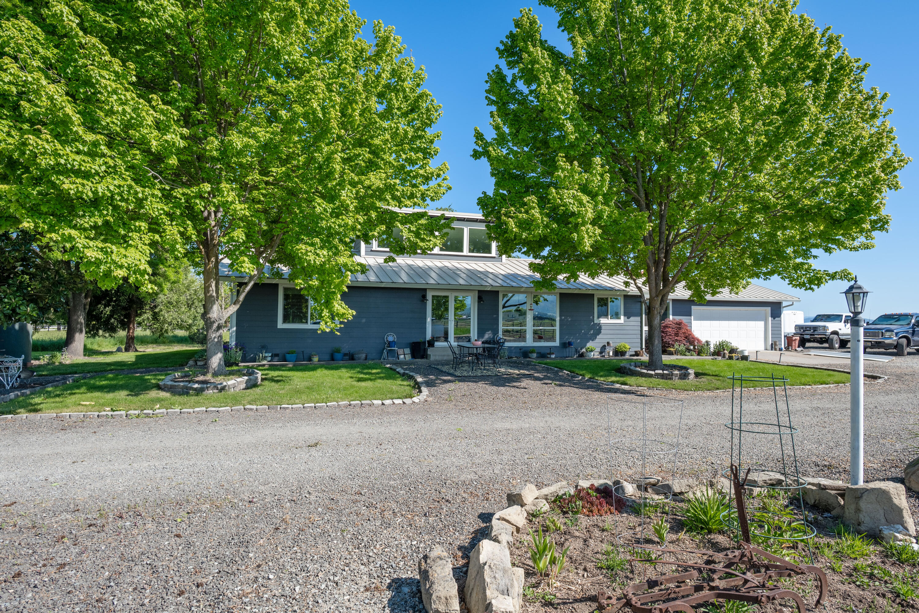 5900 Peace Lane Central Point, OR 97502 - Photo 16 of 70 Peace Ln001