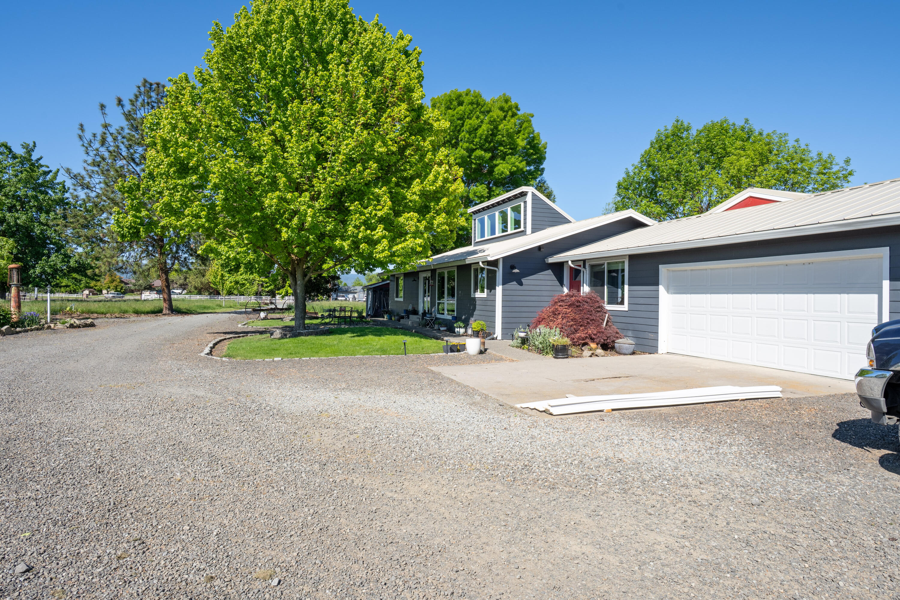 5900 Peace Lane Central Point, OR 97502 - Photo 18 of 70 Peace Ln015
