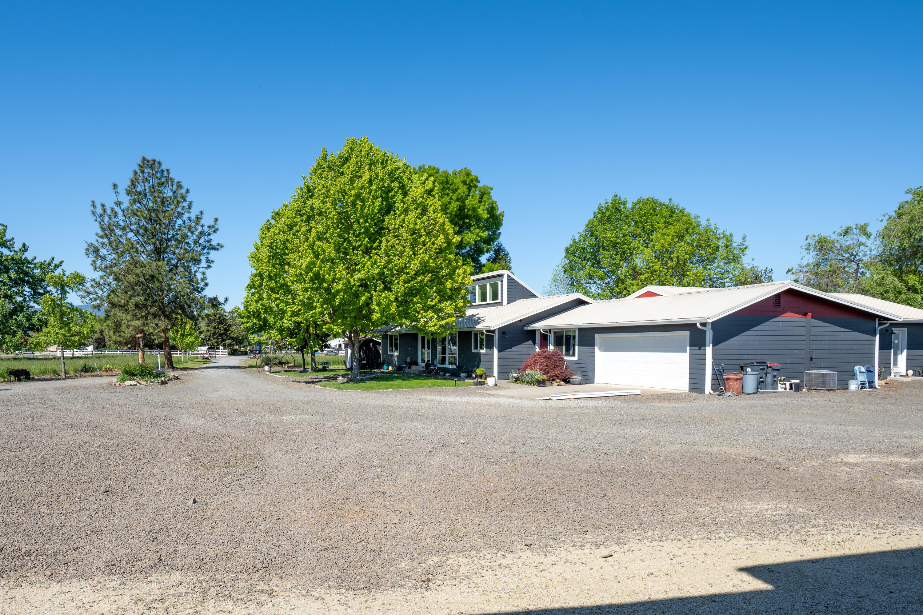 5900 Peace Lane Central Point, OR 97502 - Photo 46 of 70 Peace Ln031