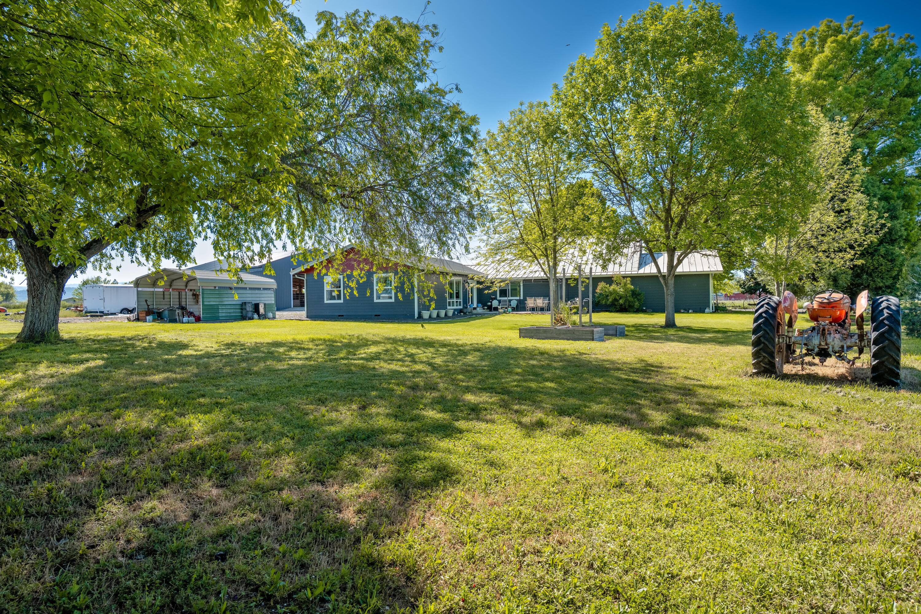 5900 Peace Lane Central Point, OR 97502 - Photo 49 of 70 Peace Ln006