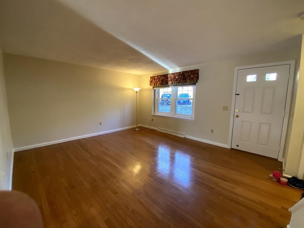 4 Apple Ridge Road, Unit 2 Maynard, MA 01754 - Photo 2 of 32 Gallery Image 2