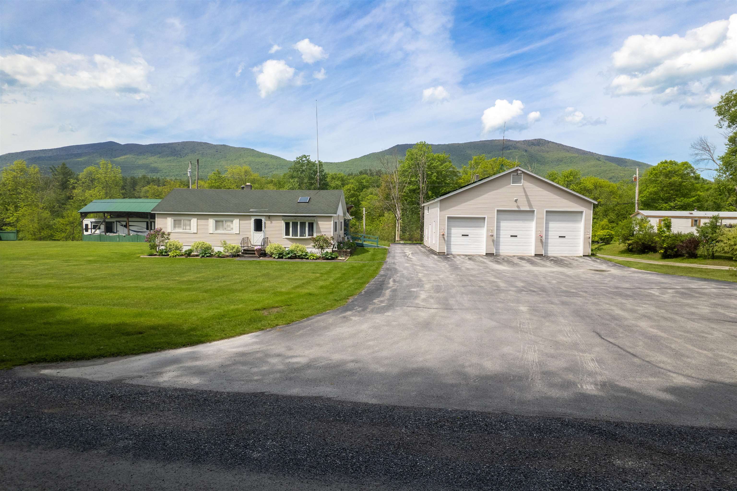 233 Squires Road Manchester, VT 05255 - Photo 2 of 27
