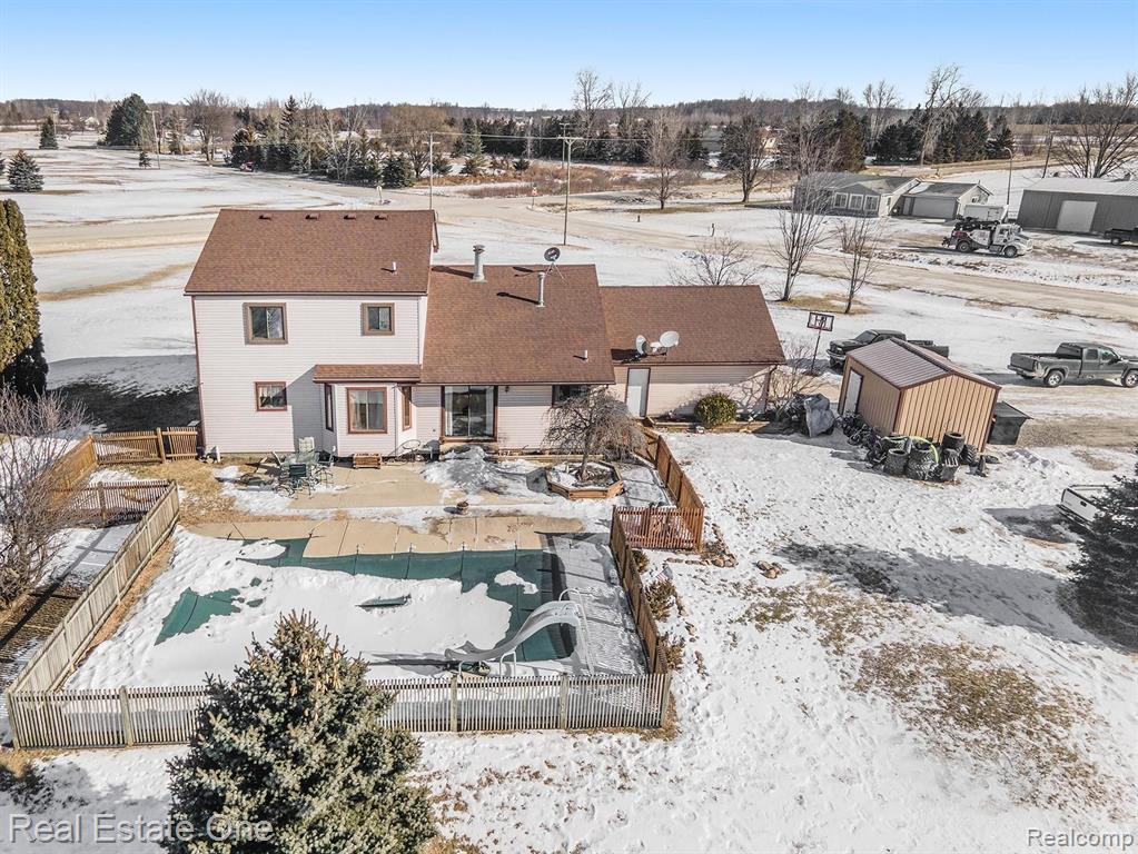 487 Miller Road Allenton, MI 48002 - Photo 3 of 38