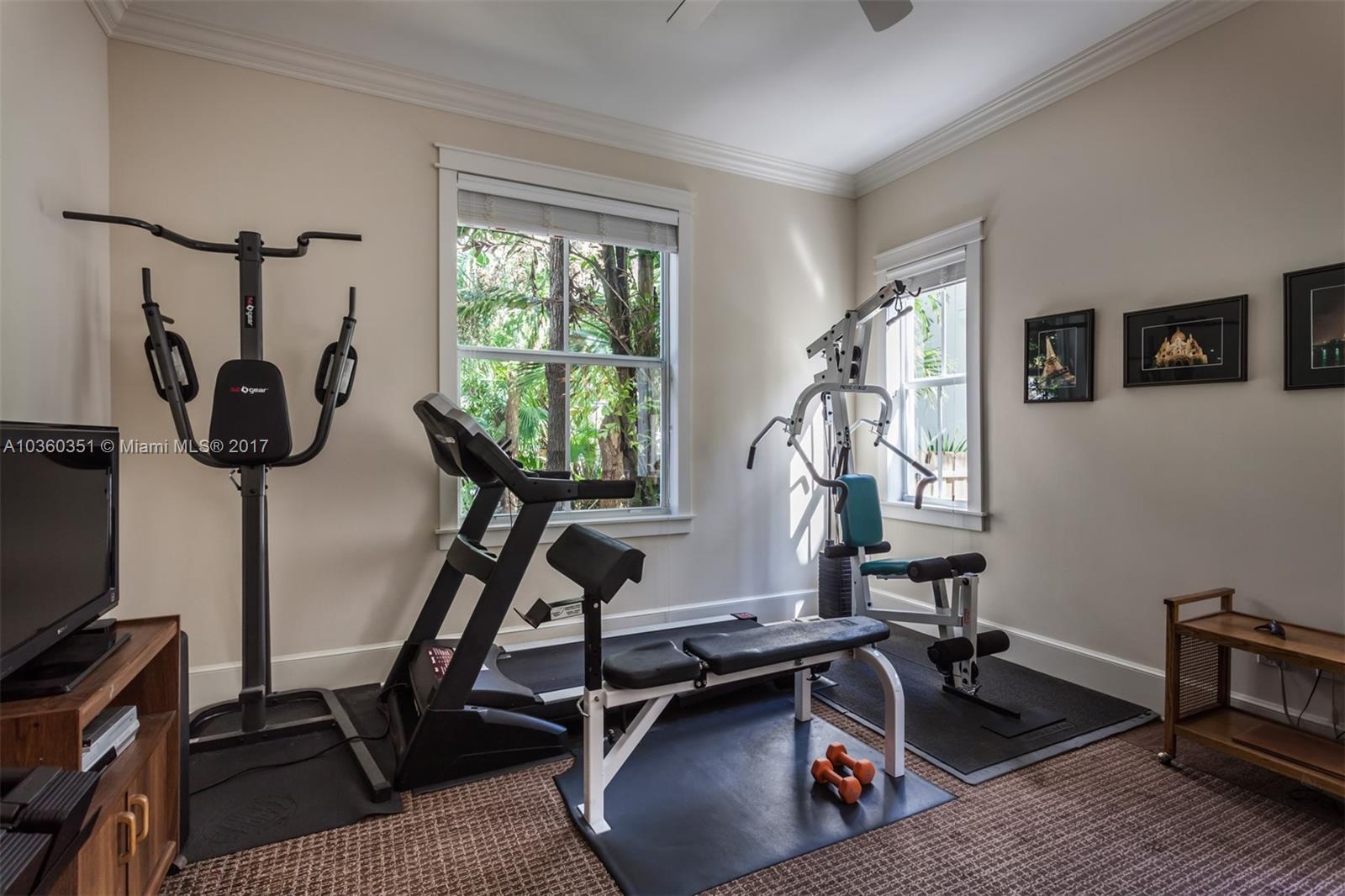 4050 Battersea Road Miami, FL 33133 - Photo 14 of 16