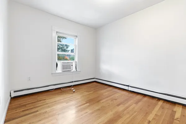 $2,600 | 289 Elm Street, Unit 3, Cambridge, MA 02139