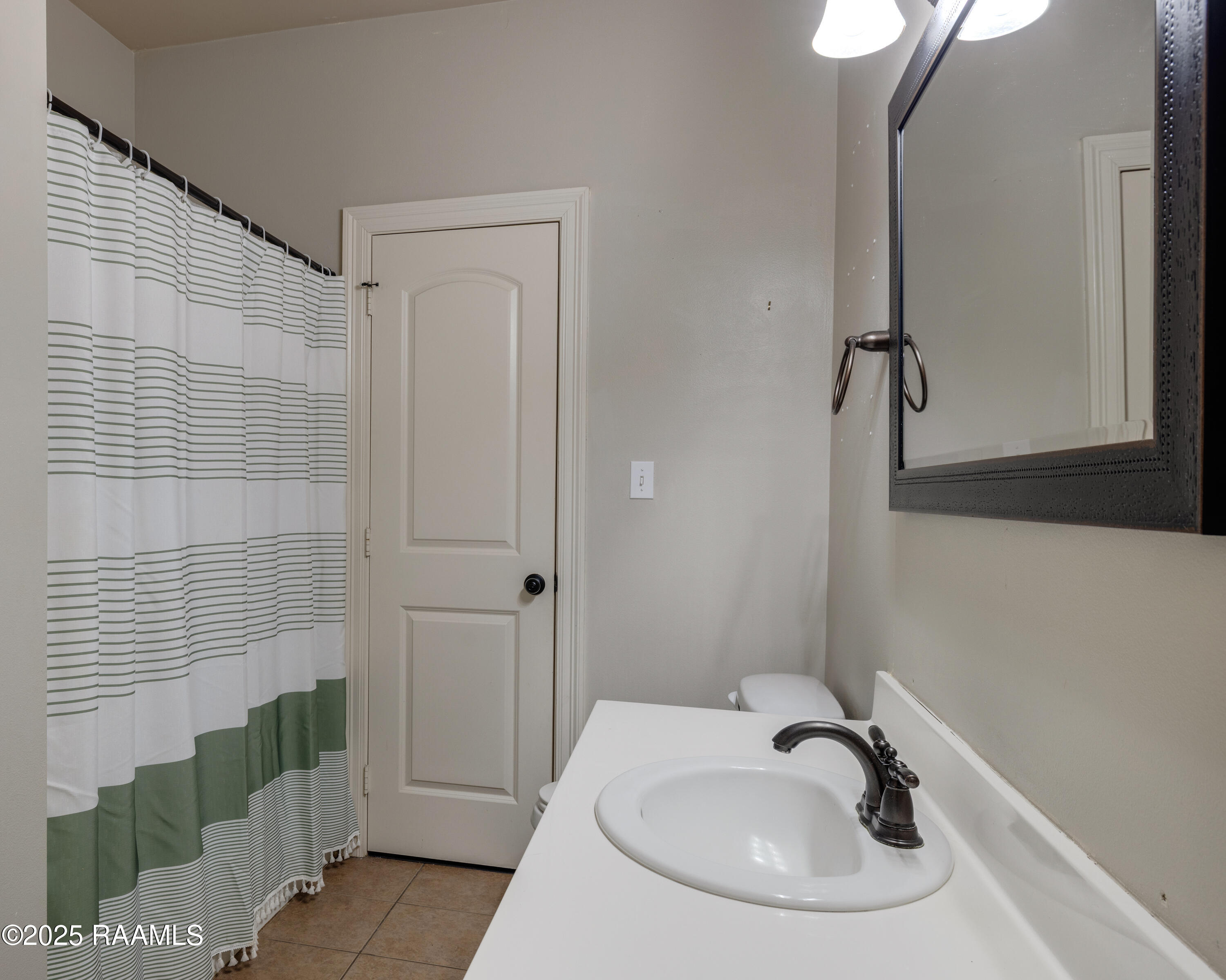 114 Still Waters Road Broussard, LA 70518 - Photo 22 of 29 DS 114 Still Waters Rd-20