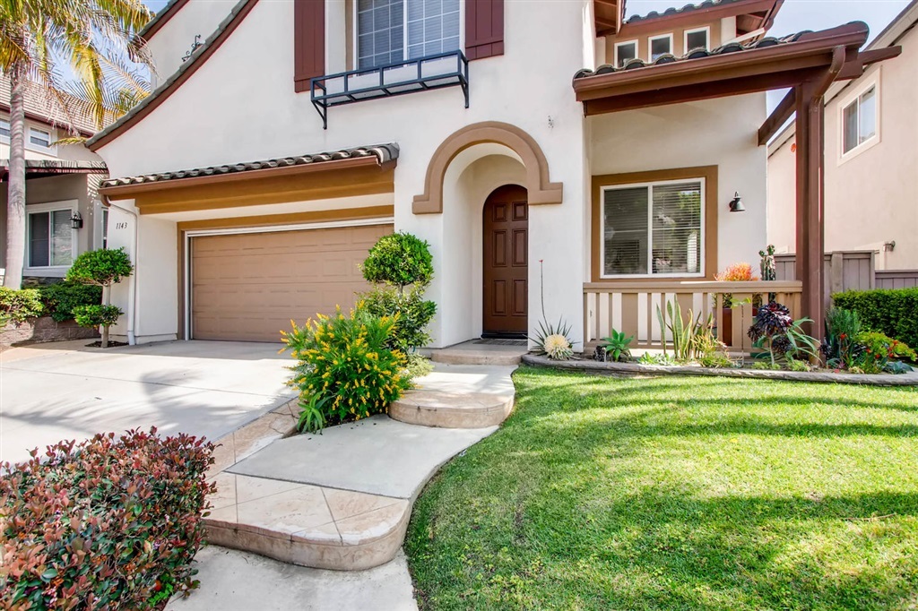 1143 Alexandra Lane Encinitas, CA 92024 - Photo 2 of 25 Gallery Image 2