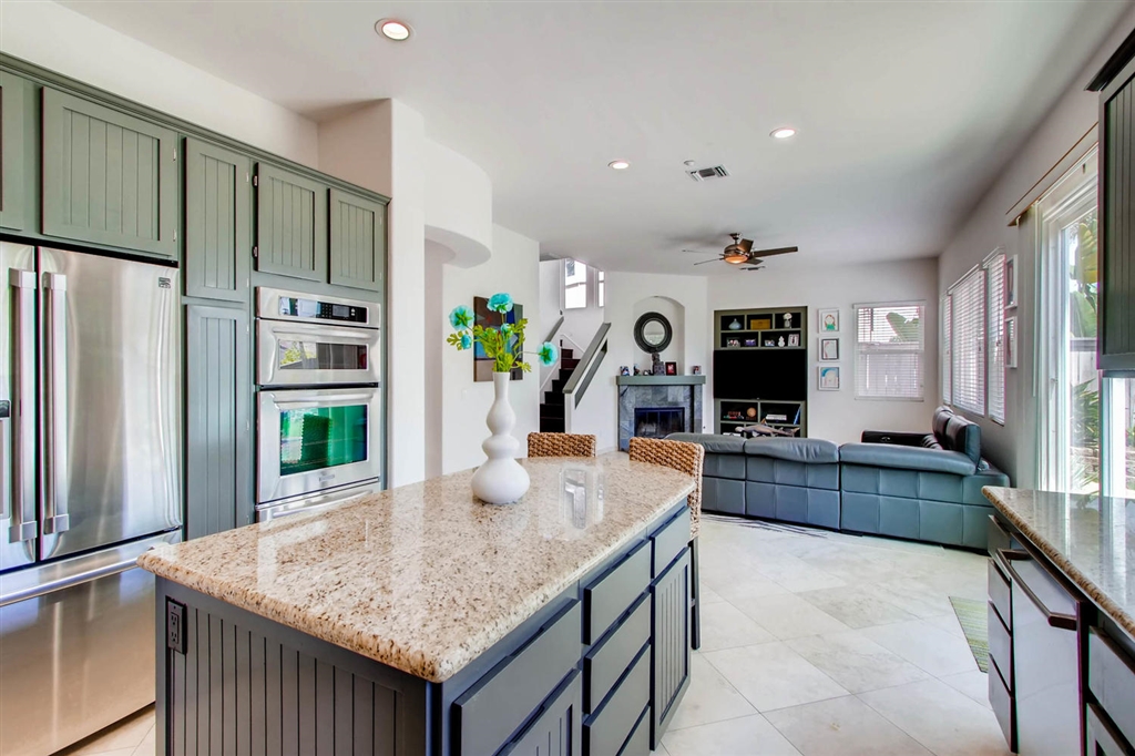 1143 Alexandra Lane Encinitas, CA 92024 - Photo 7 of 25 Gallery Image 7