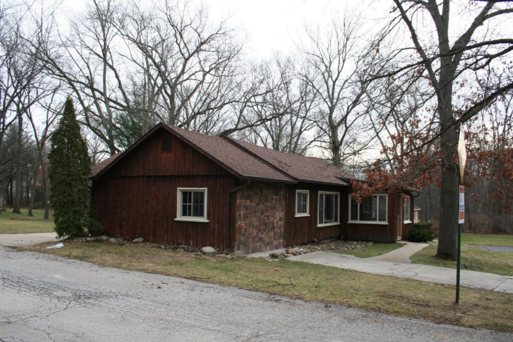 5373 Ridge Road Stevensville, MI 49127 - Photo 7 of 41 IMG_7795