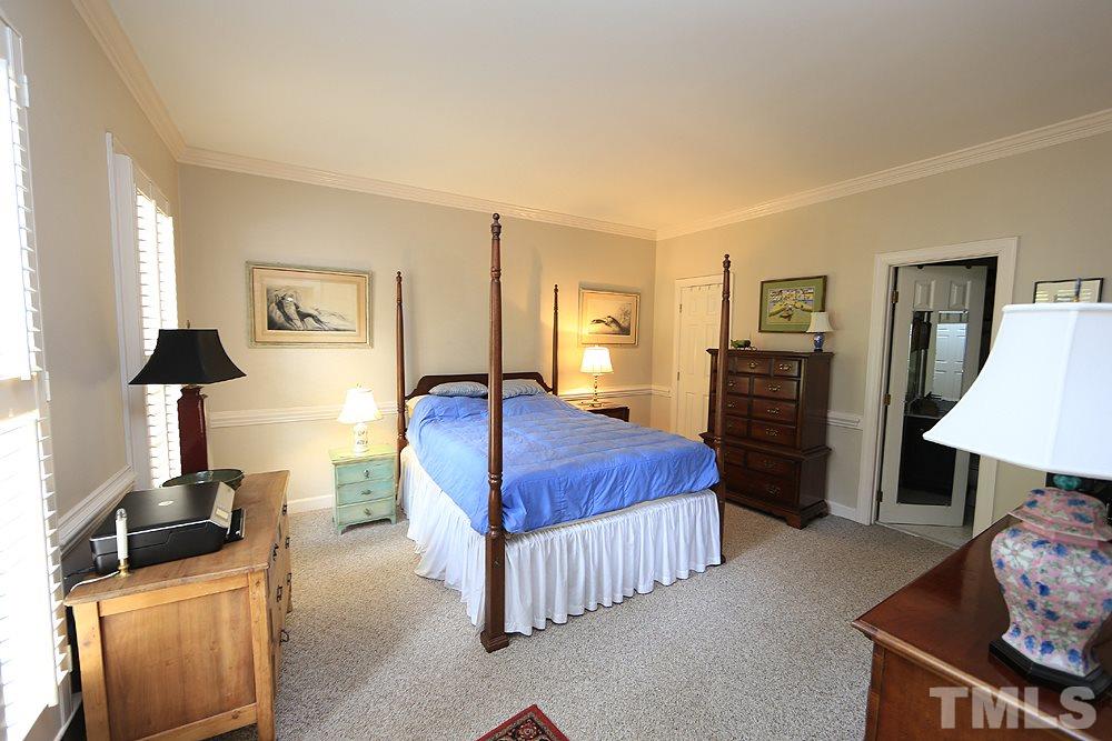 405 Crabbery Lane Raleigh, NC 27609 - Photo 18 of 24 Gallery Image 18