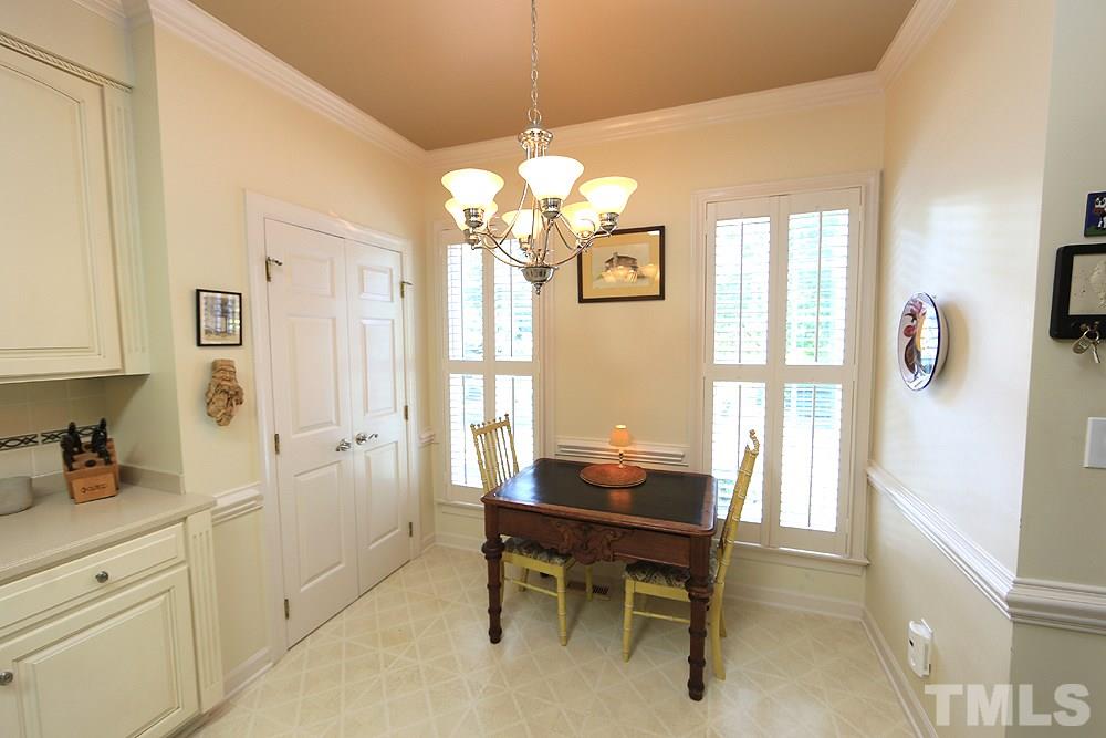 405 Crabbery Lane Raleigh, NC 27609 - Photo 4 of 24 Gallery Image 4