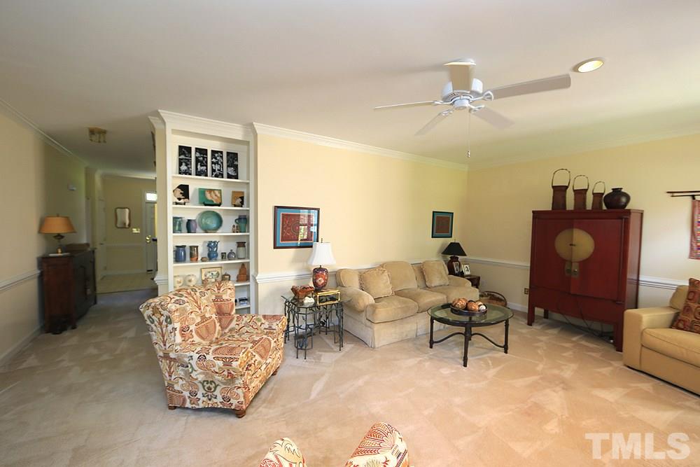405 Crabbery Lane Raleigh, NC 27609 - Photo 10 of 24 Gallery Image 10