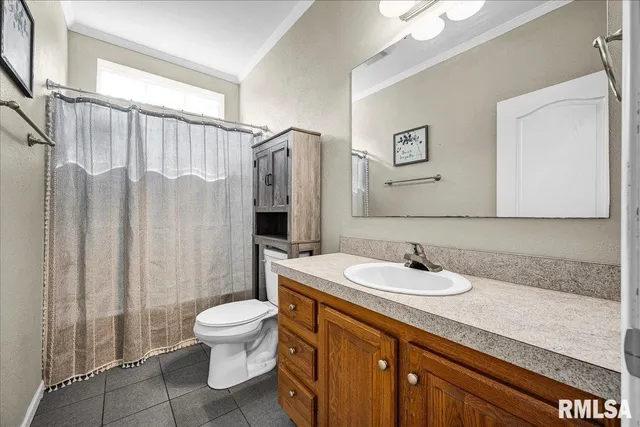 $239,900 | 124 South Columbus Street, North Pekin, IL 61554