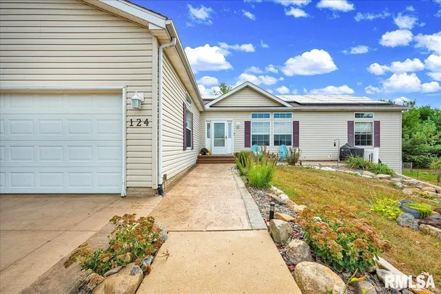 $239,900 | 124 South Columbus Street, North Pekin, IL 61554