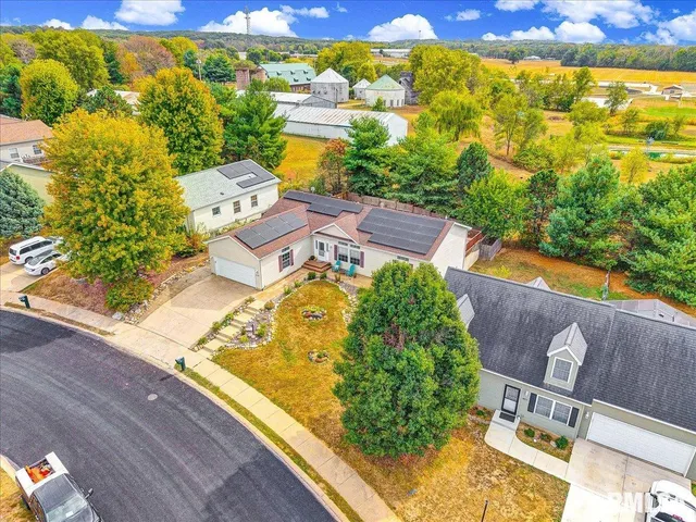 $239,900 | 124 South Columbus Street, North Pekin, IL 61554