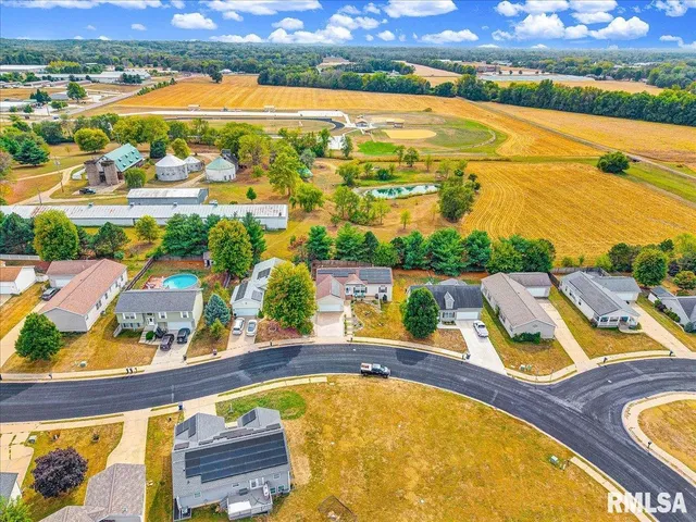 $239,900 | 124 South Columbus Street, North Pekin, IL 61554