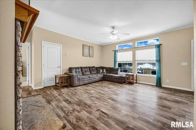 $239,900 | 124 South Columbus Street, North Pekin, IL 61554