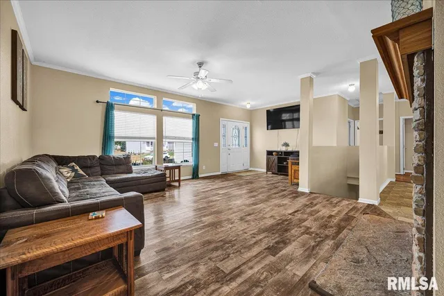 $239,900 | 124 South Columbus Street, North Pekin, IL 61554