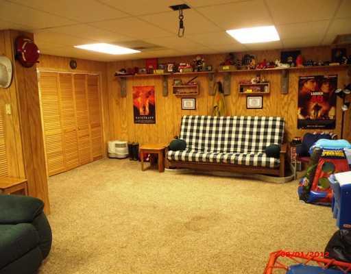 4555 Dawson Road Houston, OH 45333 - Photo 11 of 18 Gallery Image 11