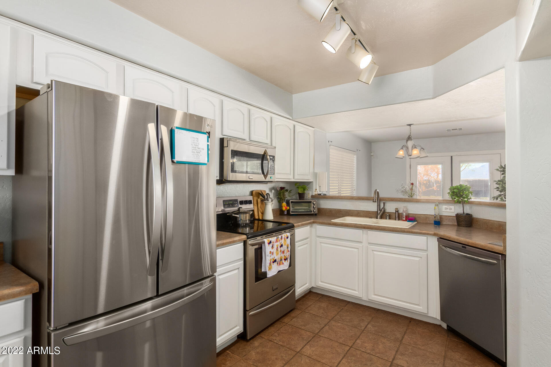 9813 West Heber Road Tolleson, AZ 85353 - Photo 12 of 28 0012-12 - Heber
