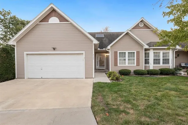 $265,000 | 4326 South Bryant Drive, Independence, MO 64055