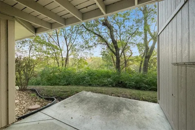 $265,000 | 4326 South Bryant Drive, Independence, MO 64055