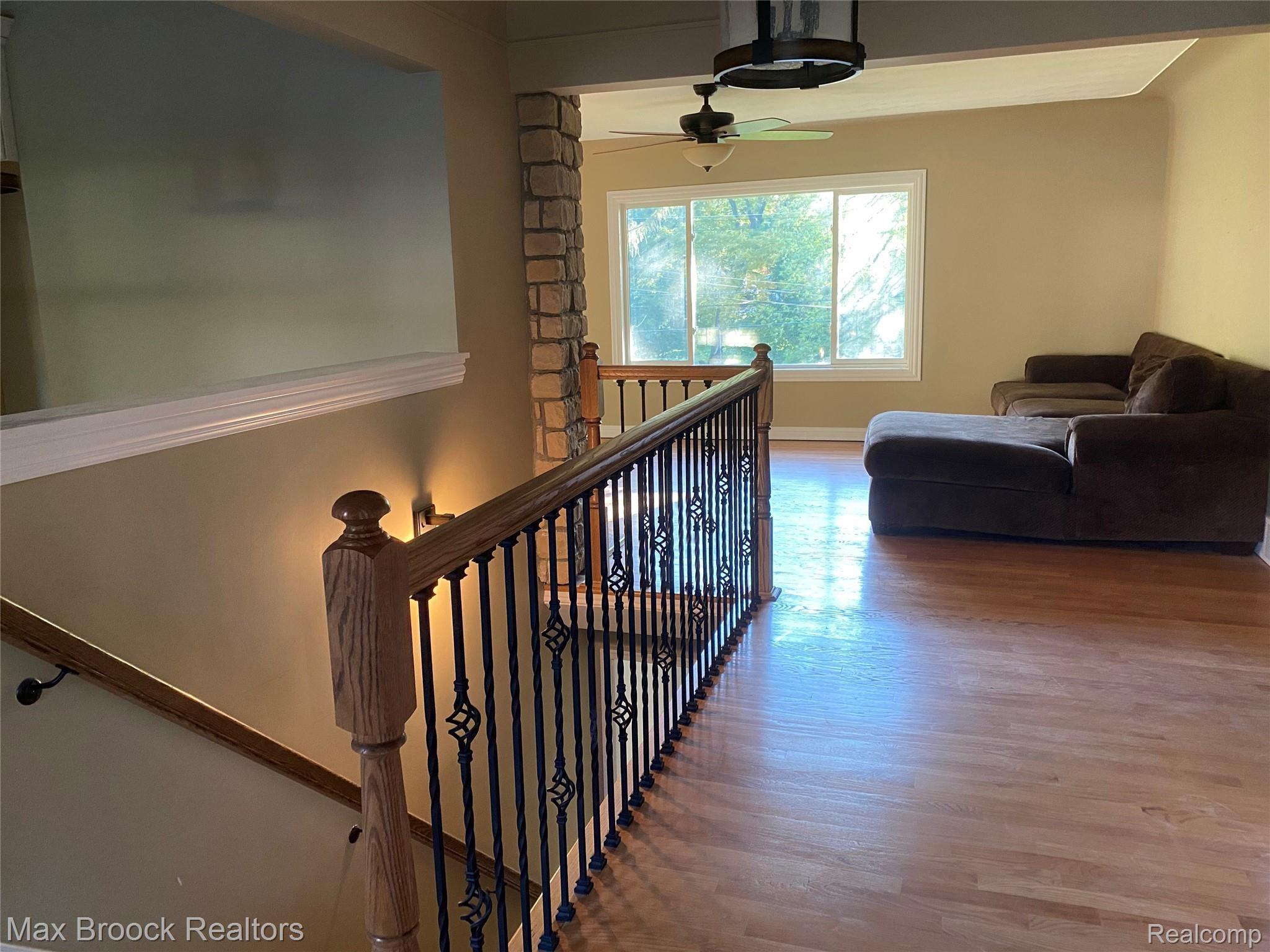 773 Redwood Court Rochester, MI 48309 - Photo 11 of 12 E260A301-9F12-471E-B37E-5006440AC8FA.jpeg