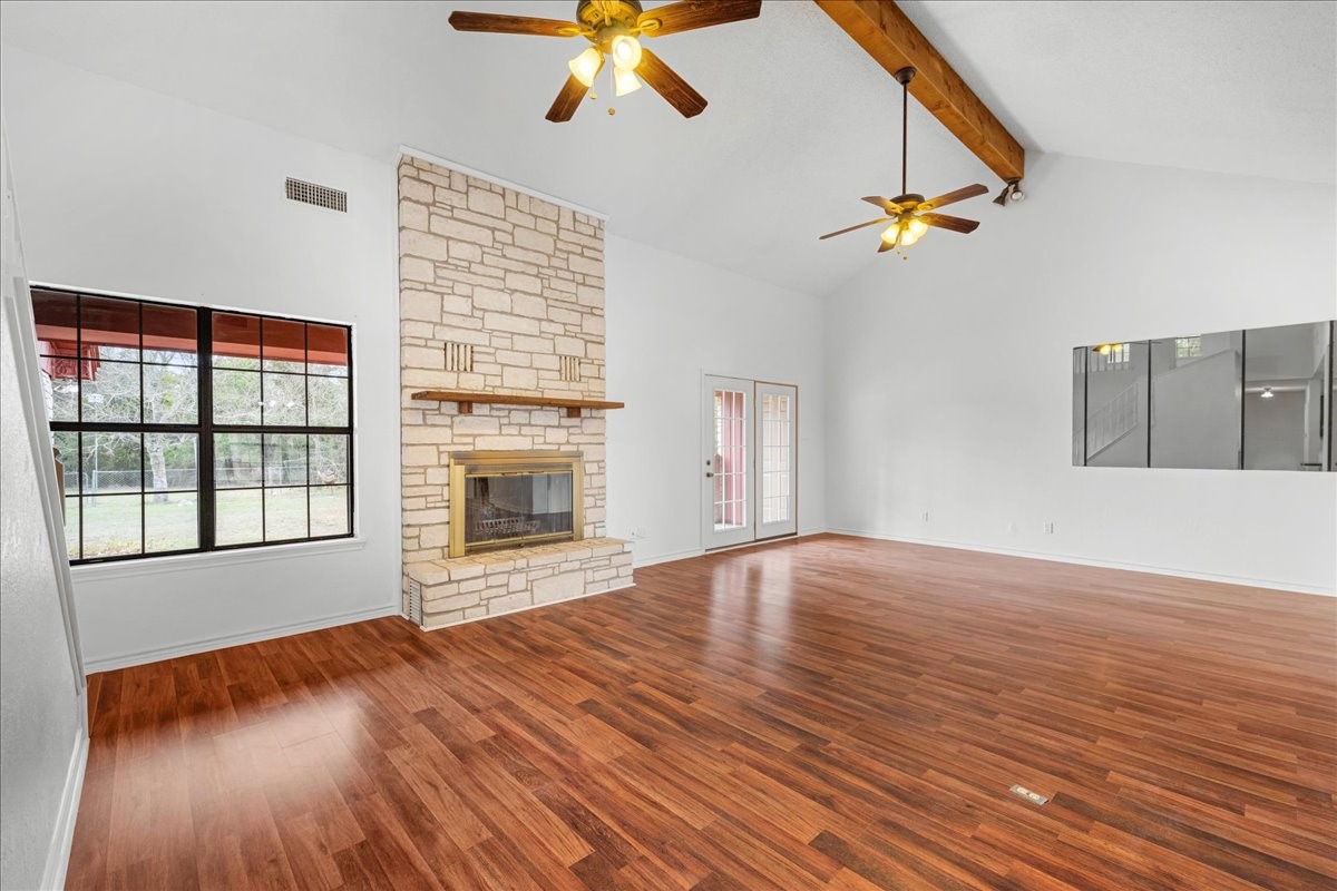 620 Panorama Road La Grange, TX 78945 - Photo 4 of 21