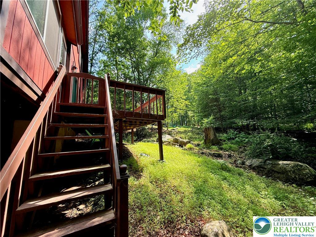 193 Canterbury Road Bushkill, PA 18324 - Photo 19 of 32 a view of an outdoor space