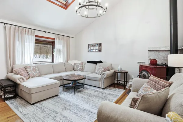 $3,850 | Undisclosed Address, Patterson, NY 12563