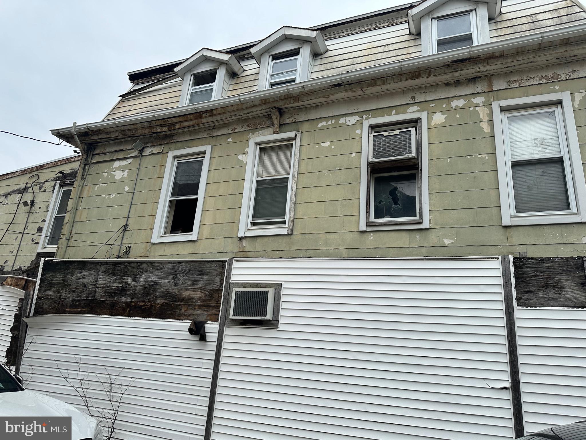 1905 North Ellamont Street Baltimore, MD 21216 - Photo 11 of 14