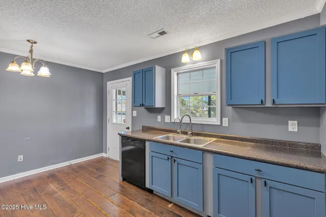 $240,000 | 409 Foxtrace Lane, Hubert, NC 28539