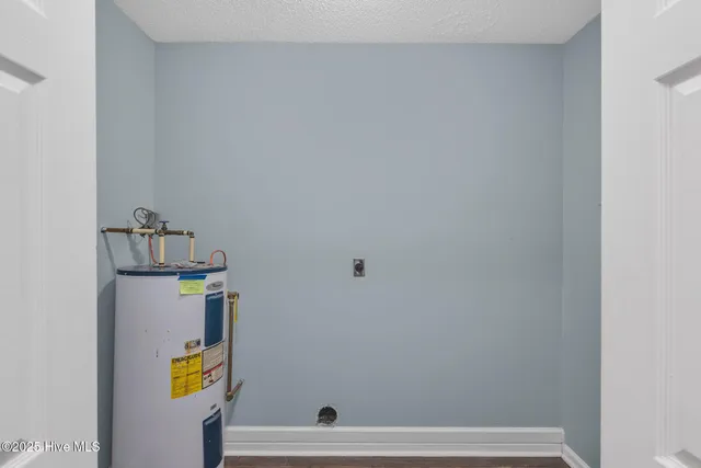 $240,000 | 409 Foxtrace Lane, Hubert, NC 28539