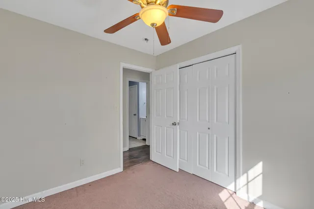 $240,000 | 409 Foxtrace Lane, Hubert, NC 28539