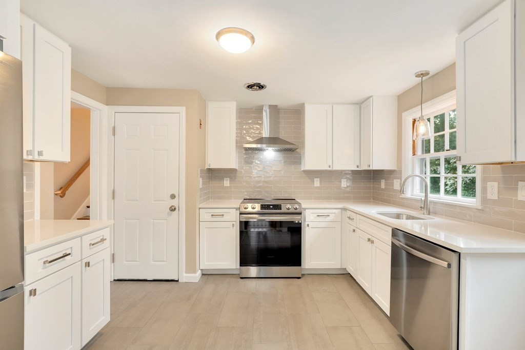 306 Chapman Street Canton, MA 02021 - Photo 4 of 27 Gallery Image 4