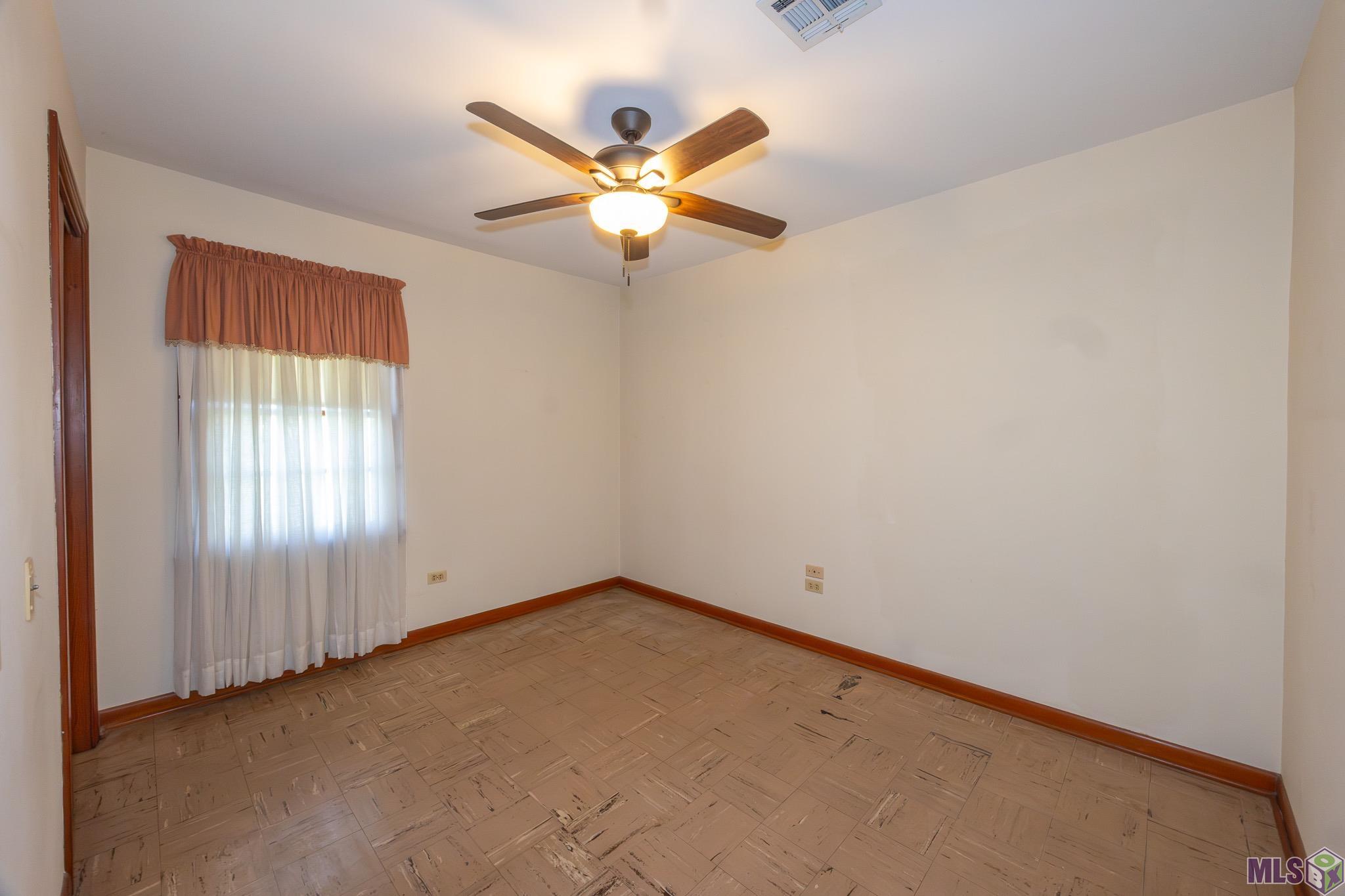 158 Wayne Avenue Houma, LA 70360 - Photo 7 of 14 Bedroom 2