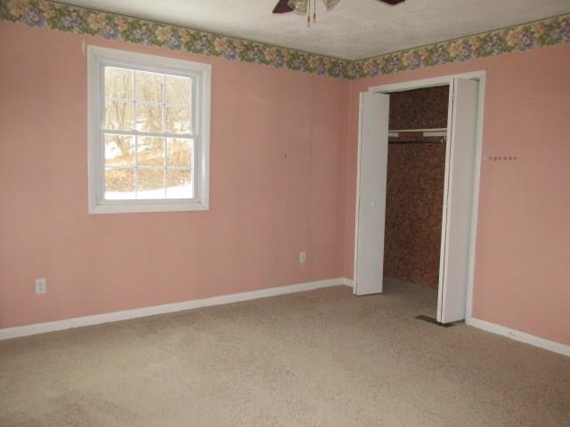 1892 Dime Road Vandergrift, PA 15690 - Photo 13 of 16