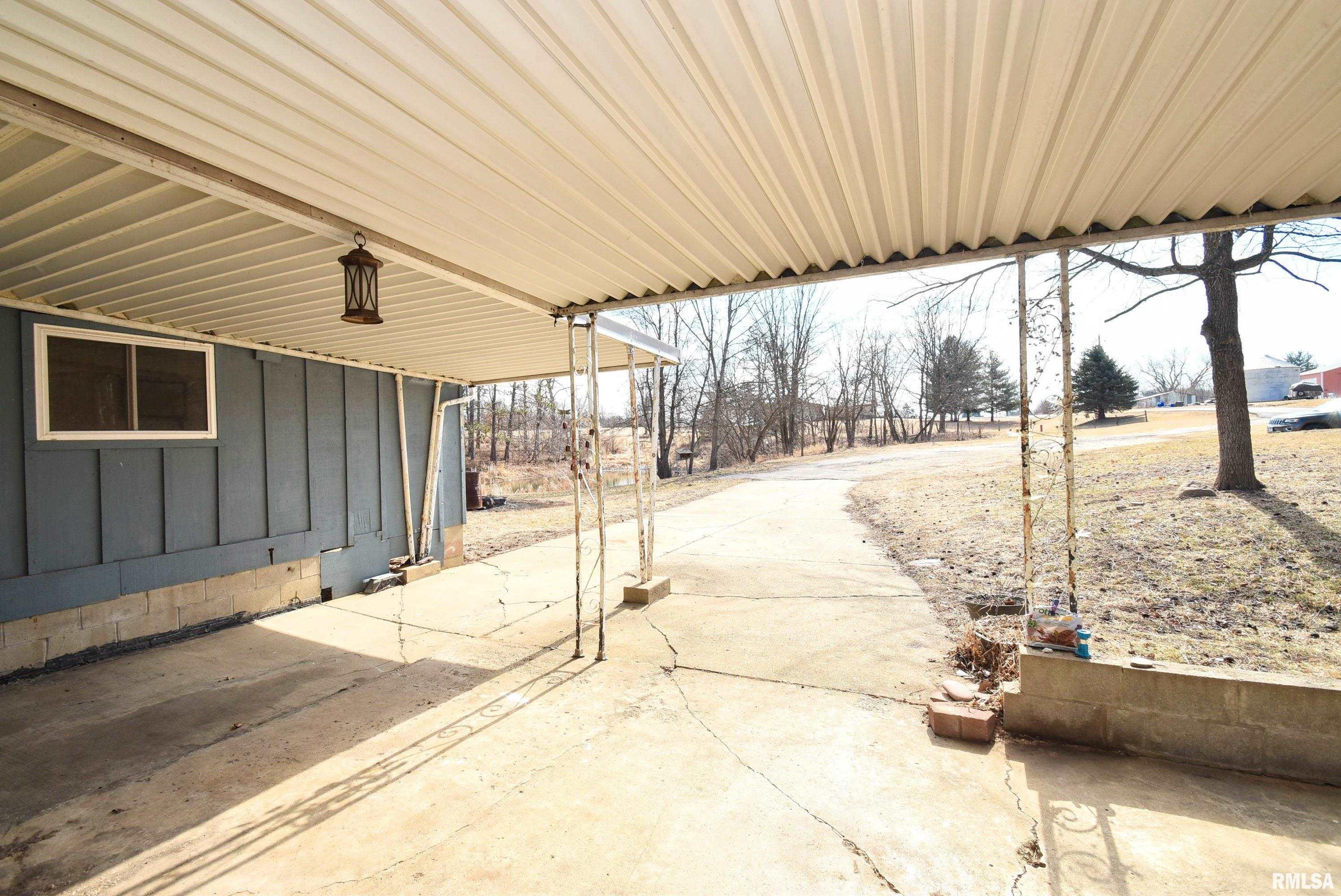 2916 North Trivoli Road Trivoli, IL 61569 - Photo 15 of 32