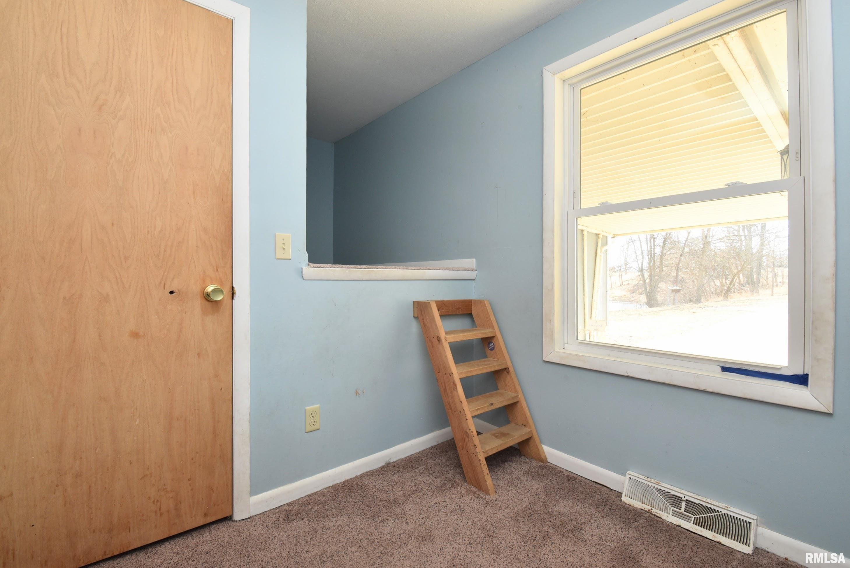 2916 North Trivoli Road Trivoli, IL 61569 - Photo 23 of 32