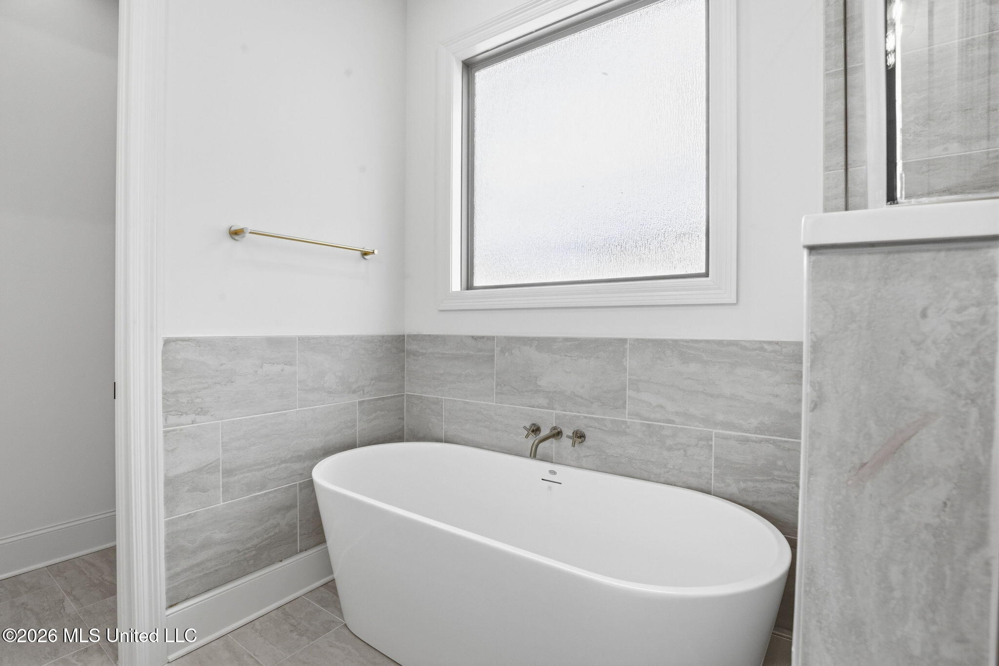 181 Bronson Bend Flowood, MS 39232 - Photo 33 of 60 Master Bath