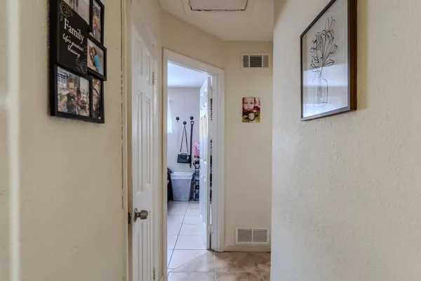 $475,000 | 1432 Southwest 26th Avenue, Fort Lauderdale, FL 33312