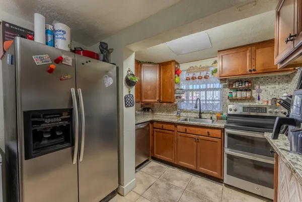 $475,000 | 1432 Southwest 26th Avenue, Fort Lauderdale, FL 33312