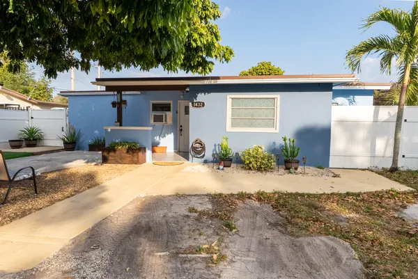 $475,000 | 1432 Southwest 26th Avenue, Fort Lauderdale, FL 33312