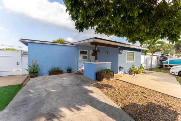 $475,000 | 1432 Southwest 26th Avenue, Fort Lauderdale, FL 33312