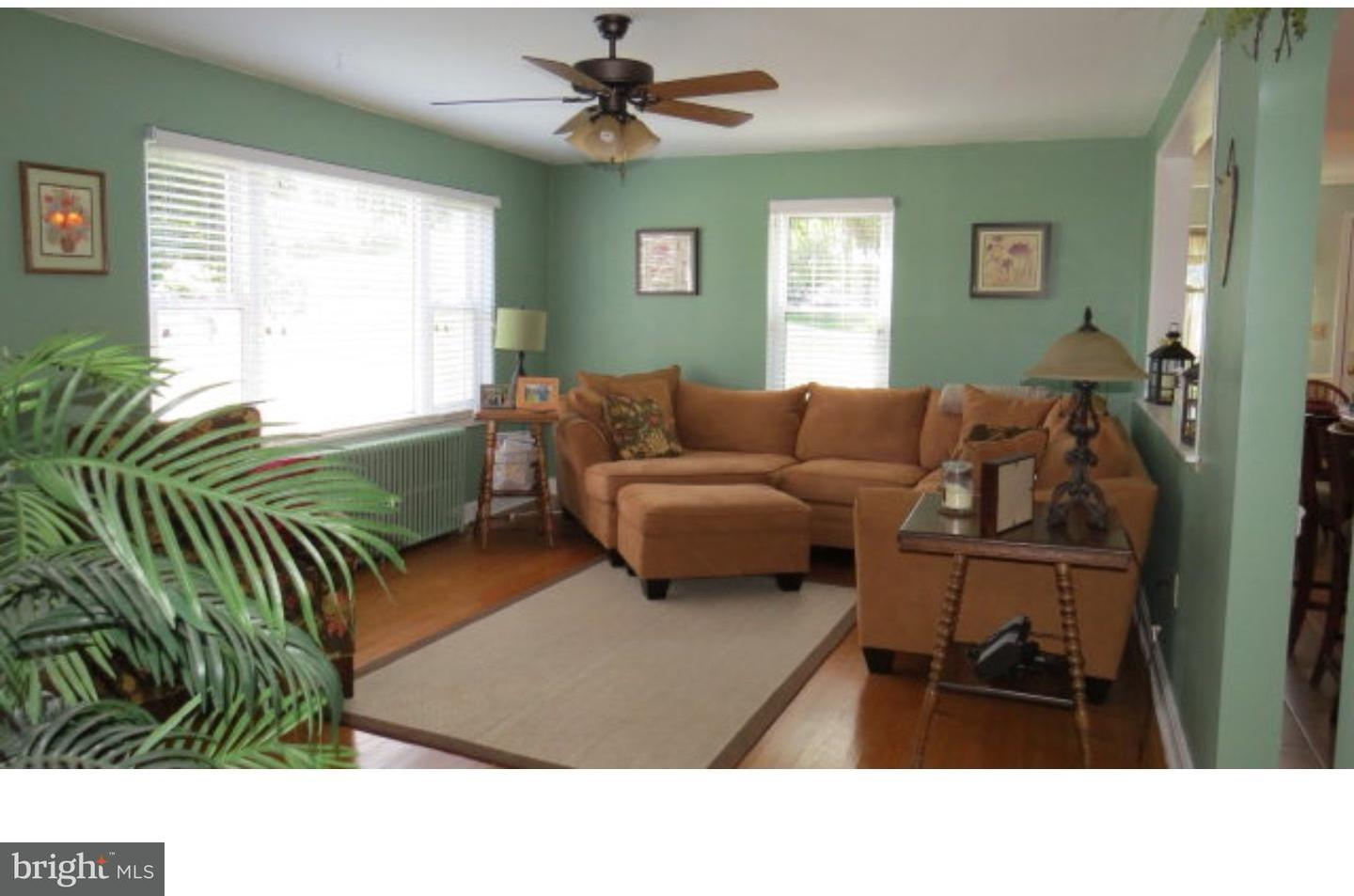 14 Dad Burnhams Road Pine Grove, PA 17963 - Photo 12 of 25 Living Room