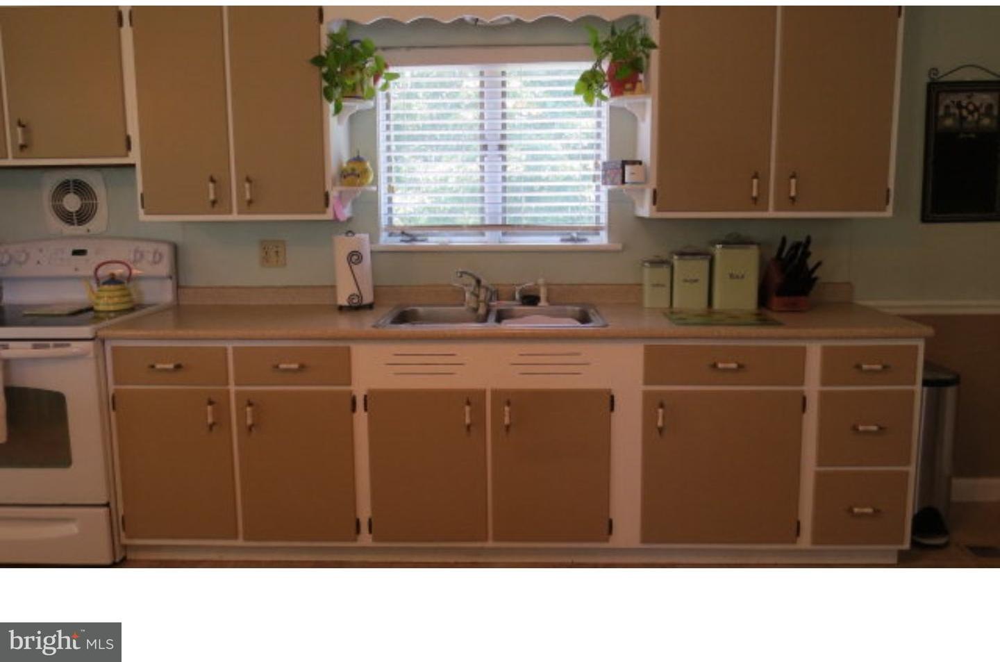 14 Dad Burnhams Road Pine Grove, PA 17963 - Photo 17 of 25 Kitchen