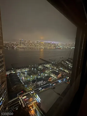 $2,700 | 7000 John F. Kennedy Boulevard, Unit 33B, West New York, NJ 07093