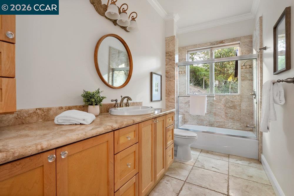 128 Oak Road Orinda, CA 94563 - Photo 21 of 26