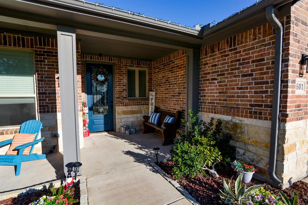 601 Mathew Street Grandview, TX 76050 - Photo 3 of 40 a view of outdoor space and patio